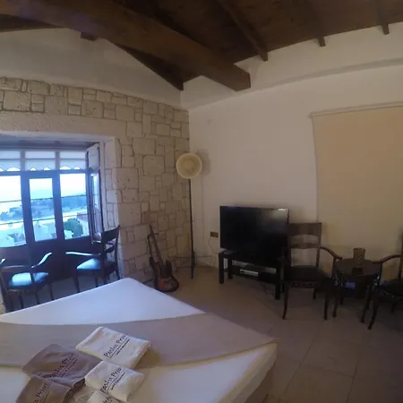 فندق Pasha Port & Restaurant