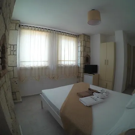 Pasha Port & Restaurant 3*