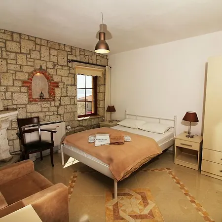 Pasha Port & Restaurant Hotel