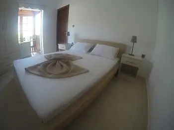 Pasha Port & Restaurant فندق ألاتشاتي