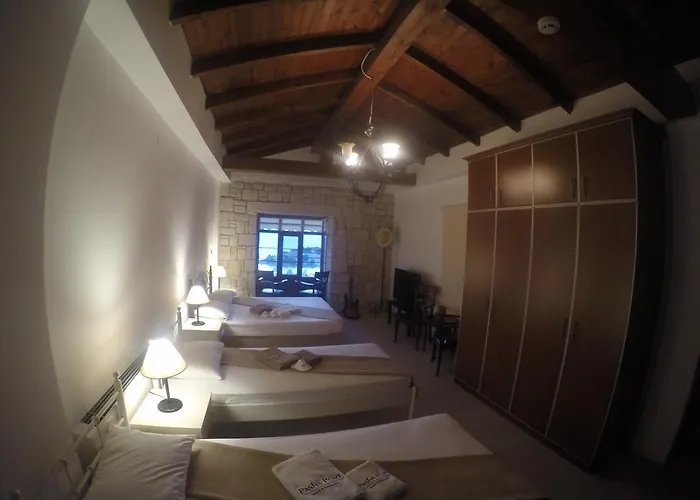 Otel Pasha Port & Restaurant Alaçatı