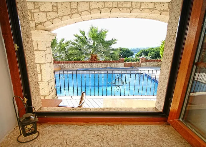 Otel Pasha Port & Restaurant 3*